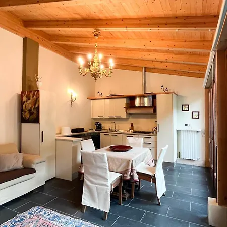 La Casa Del Barcaiolo - Vista D'orta - Appartement Pella