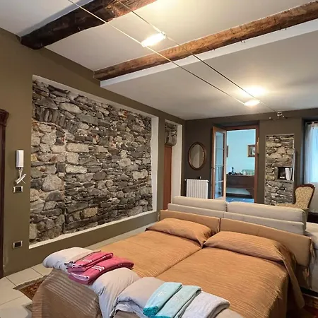 Appartement La Casa Del Barcaiolo - Vista D'orta - Pella