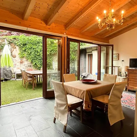 Appartement La Casa Del Barcaiolo - Vista D'orta - Pella